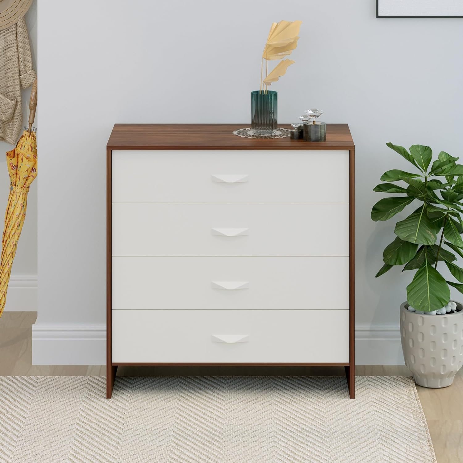 BluePearl Tesoro Chest of Drawers 